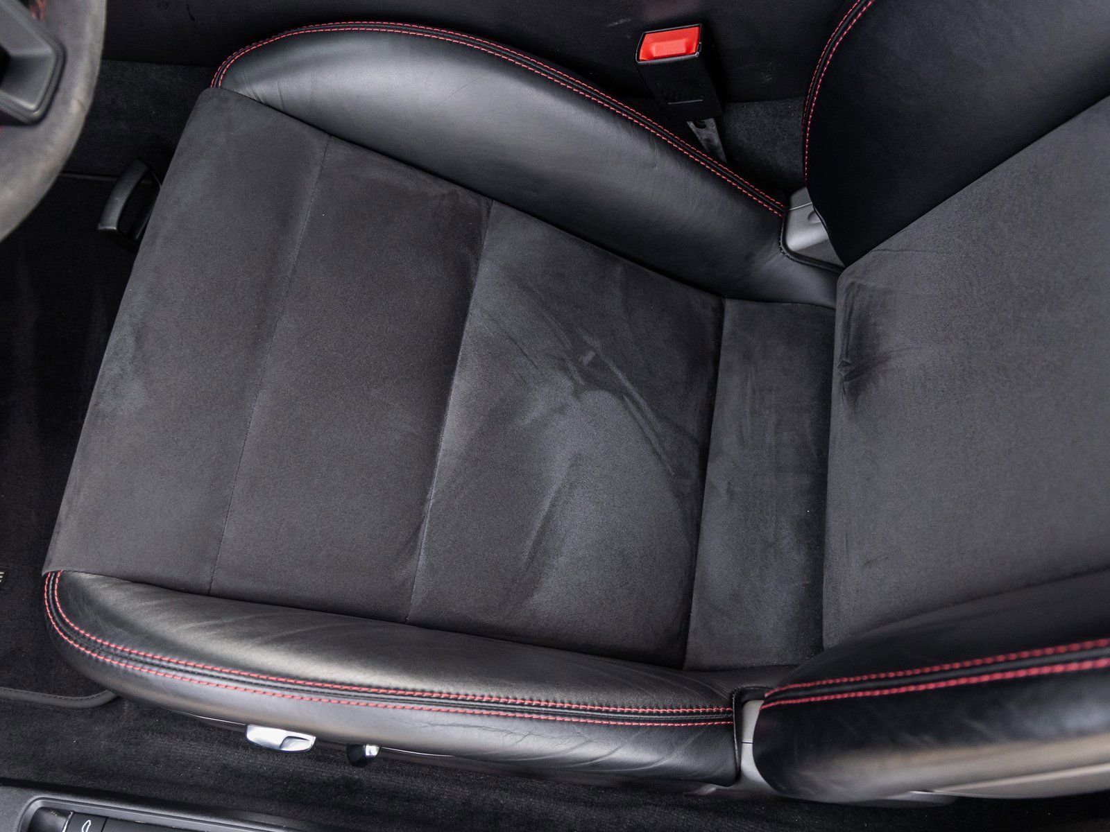 Used 2018 Porsche 911 GT3 image 31