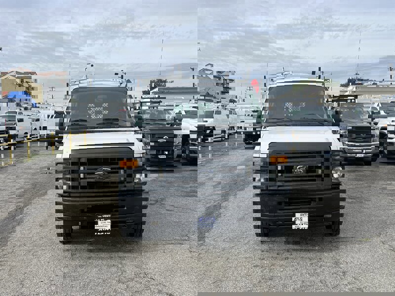 Used 2013 Ford E-150 and Econoline 150 E-150 image 5