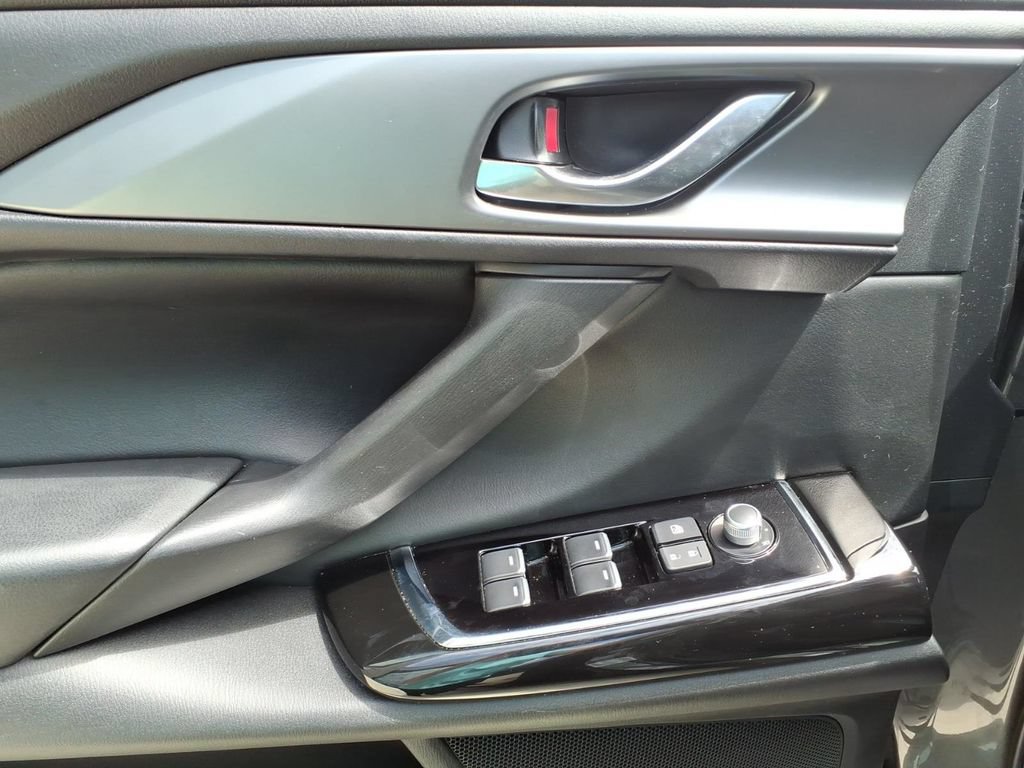 Certified 2023 MAZDA CX-9 Touring AWD/4WD image 11