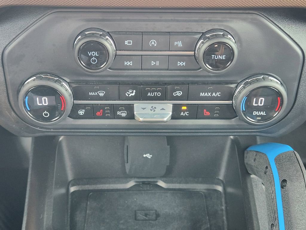 Used 2023 Ford Bronco Outer Banks image 19