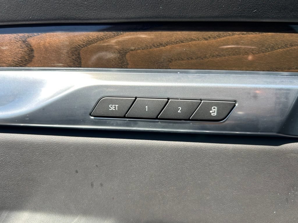Used 2025 Cadillac Escalade Sport Platinum w/ LPO, Floor Liner Package AWD/4WD image 63