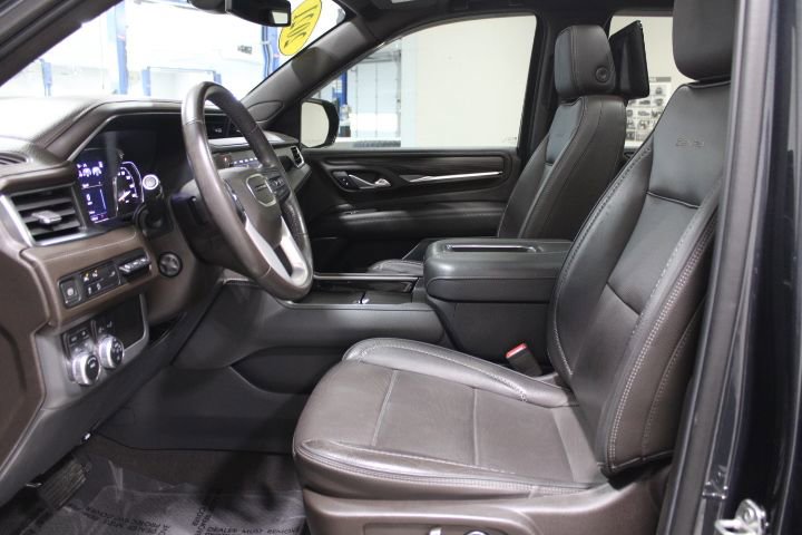 Used 2021 GMC Yukon Denali w/ LPO, Illumination Package AWD/4WD image 21