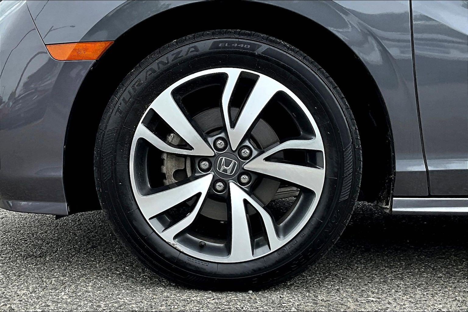 Used 2023 Honda Odyssey Touring image 8