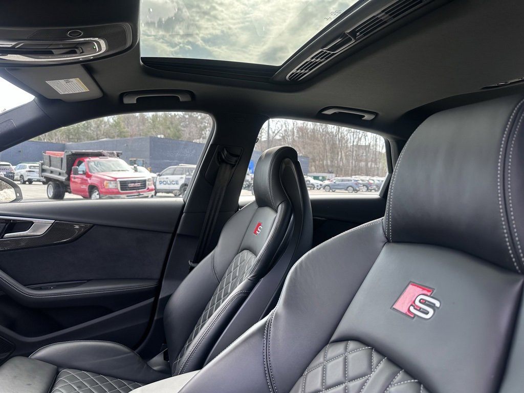 Used 2023 Audi S4 Premium Plus w/ Premium Plus Package image 15