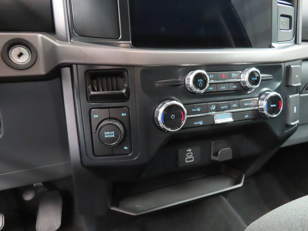 Used 2025 Ford F150 XLT w/ Equipment Group 301A Standard AWD/4WD image 55