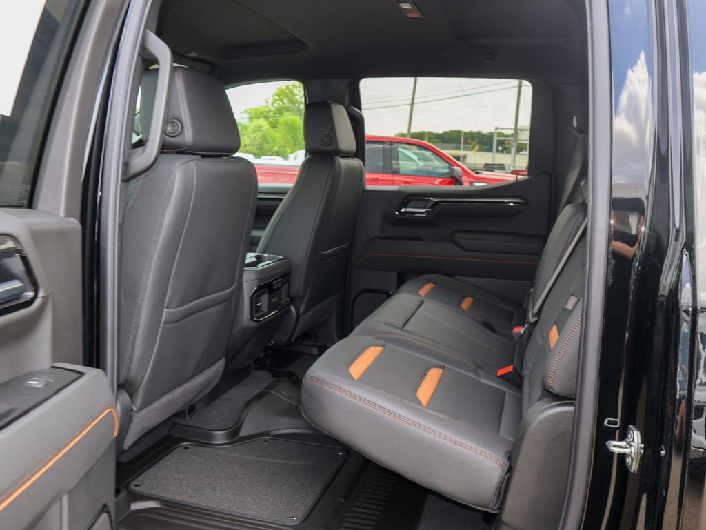 New 2026 GMC Sierra 1500 AT4 AWD/4WD image 9