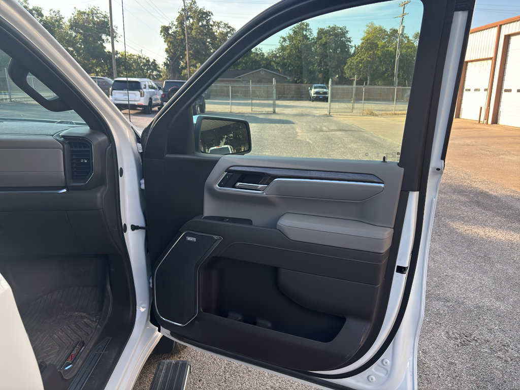 Certified 2025 Chevrolet Silverado 1500 LTZ w/ LTZ Premium Texas Edition AWD/4WD image 15