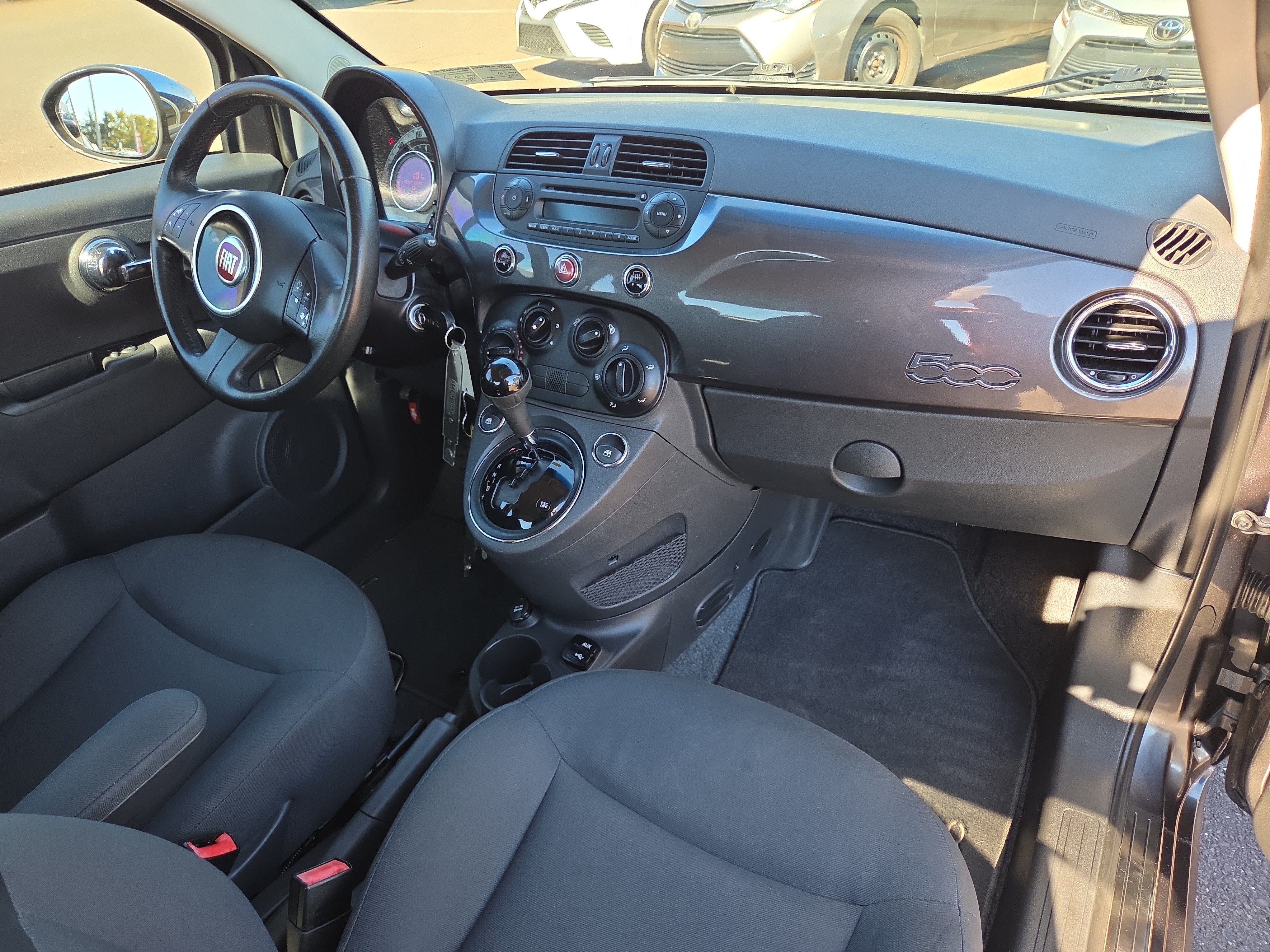 Used 2015 FIAT 500 Pop FWD image 18