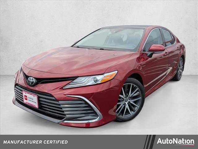 Certified 2022 Toyota Camry XLE image 1