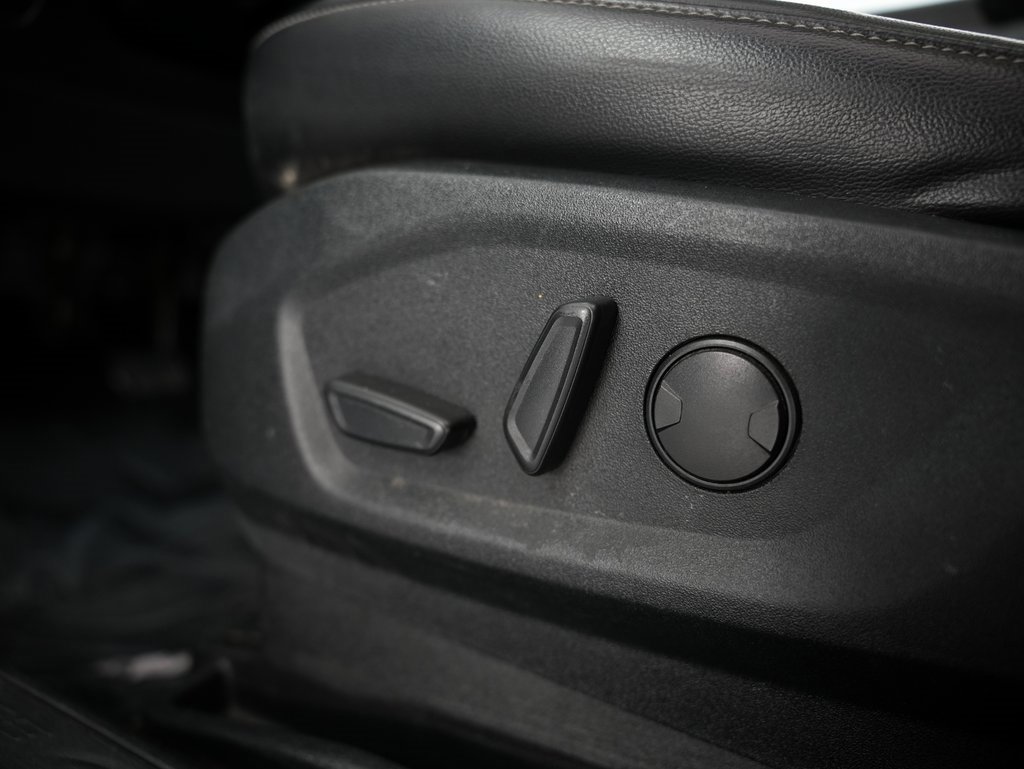 Used 2020 Ford Edge SEL w/ Convenience Package image 48