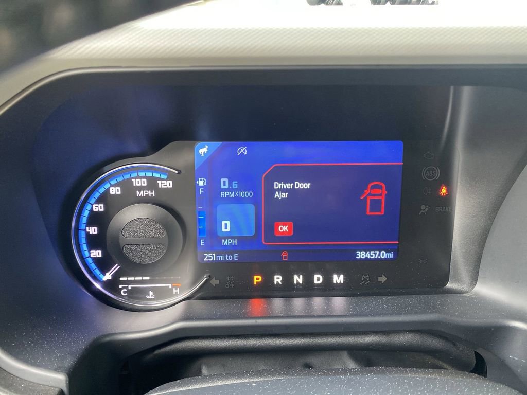 Used 2022 Ford Bronco Badlands w/ Sasquatch Package image 15