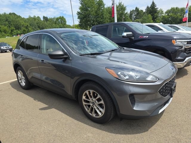 Used 2022 Ford Escape SE w/ Convenience Package FWD image 4