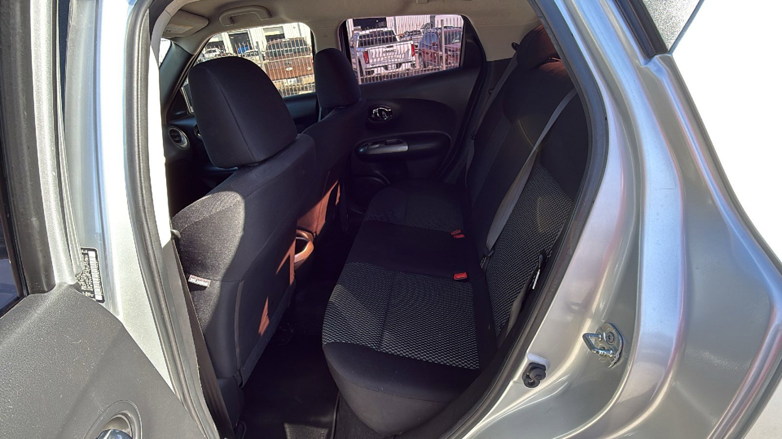 Used 2017 Nissan Juke S image 14