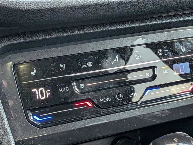 Used 2023 Volkswagen Tiguan SEL R-Line image 11