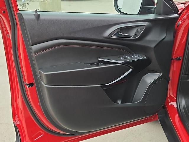 New 2026 Chevrolet Trax RS w/ Driver Confidence Package FWD image 21