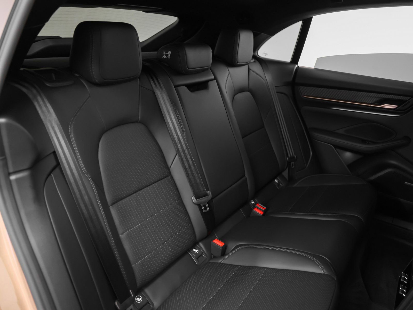 New 2025 Porsche Macan 4S Electric image 27