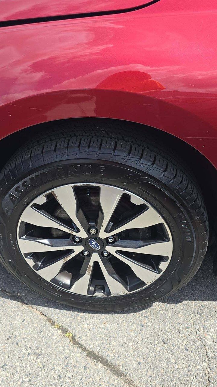 Used 2017 Subaru Outback 2.5i Limited AWD/4WD image 6