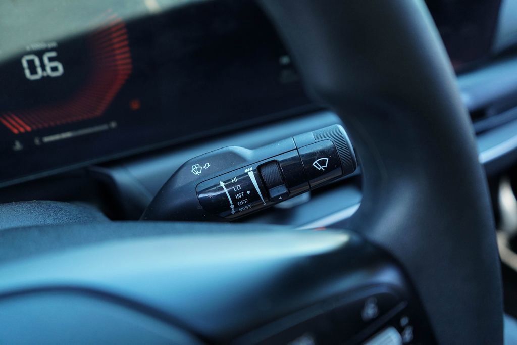 Used 2025 Kia K4 FWD image 30