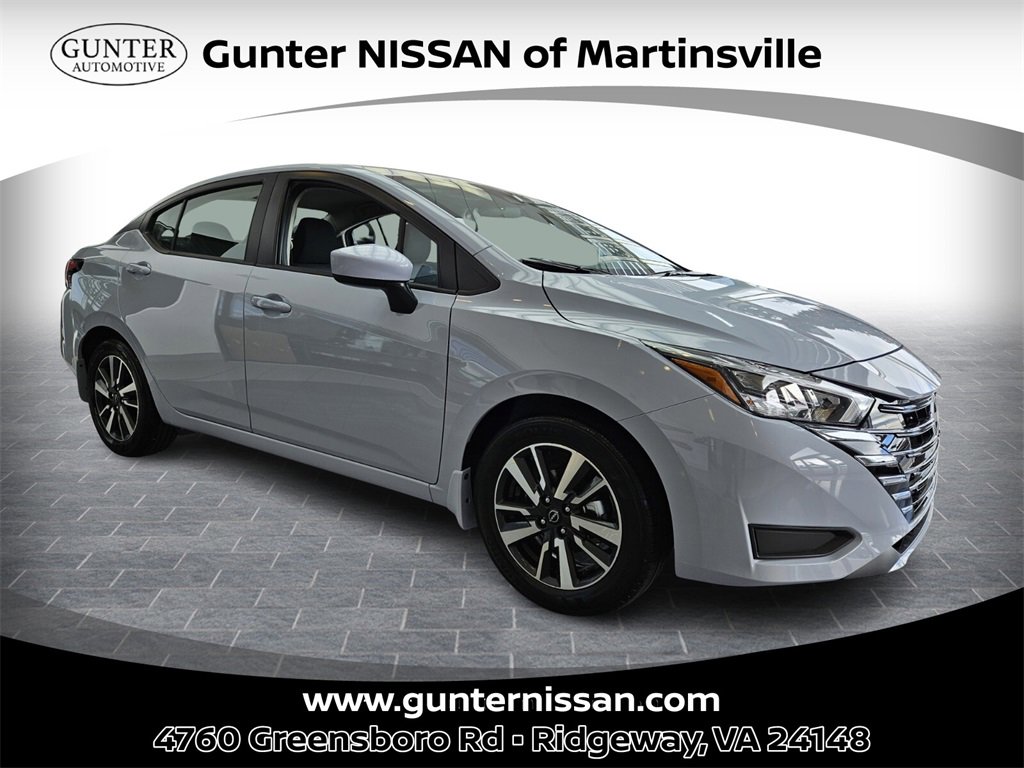 New 2025 Nissan Versa SV w/ Trunk Package