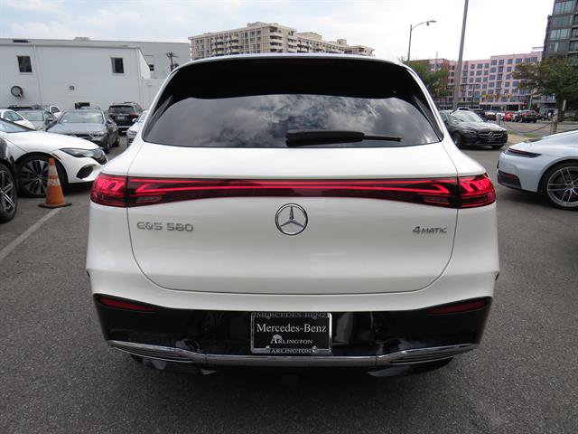 Used 2023 Mercedes-Benz EQS 580 4MATIC SUV image 3