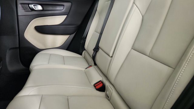 New 2026 Volvo XC40 B5 Plus w/ Protection Package Premier AWD/4WD image 28