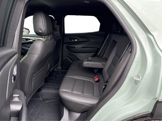 Used 2025 Chevrolet TrailBlazer ACTIV AWD/4WD image 11