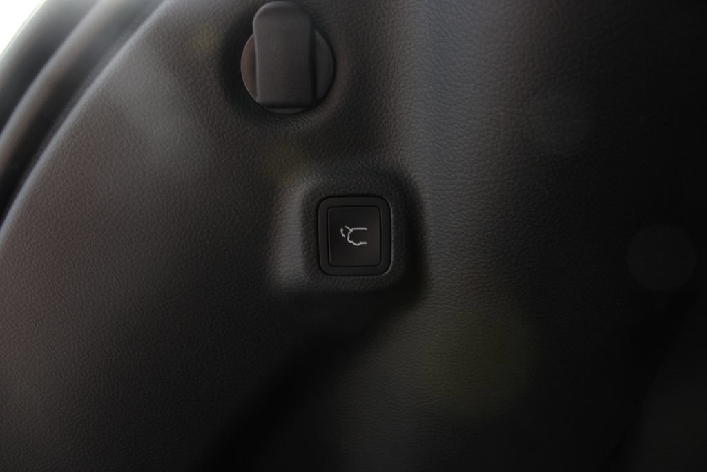 New 2026 Jeep Compass Limited AWD/4WD image 18