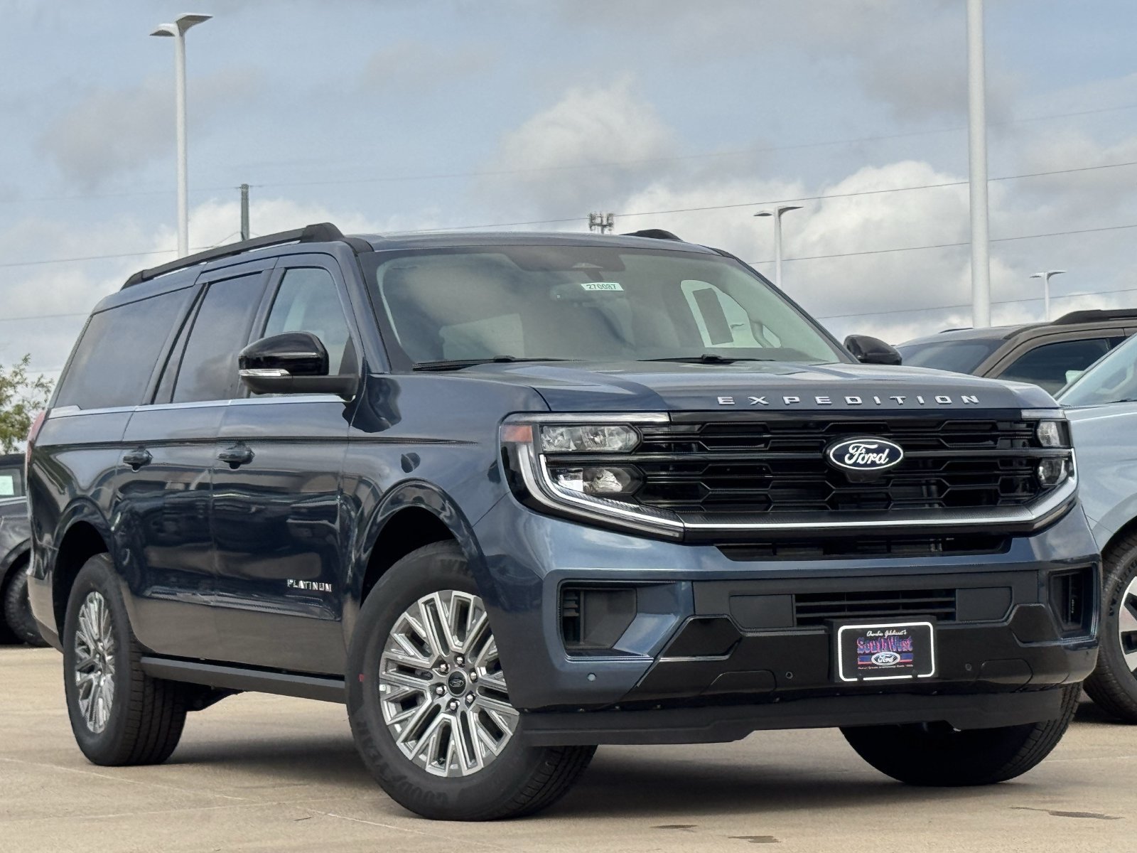 New 2027 Ford Expedition Max Platinum w/ Driver's Package AWD/4WD image 2