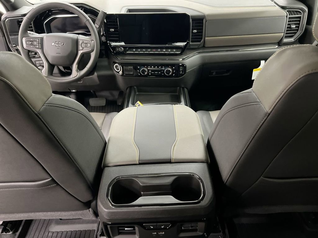 Used 2024 Chevrolet Silverado 2500 ZR2 w/ ZR2 Bison Edition image 10