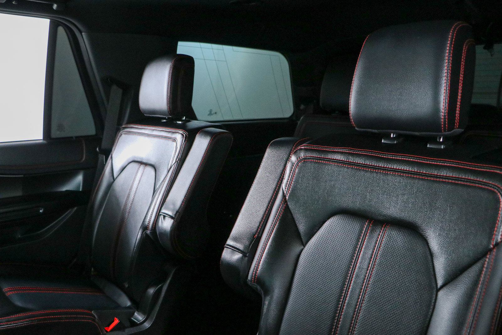 Used 2021 Ford Expedition Limited RWD image 26