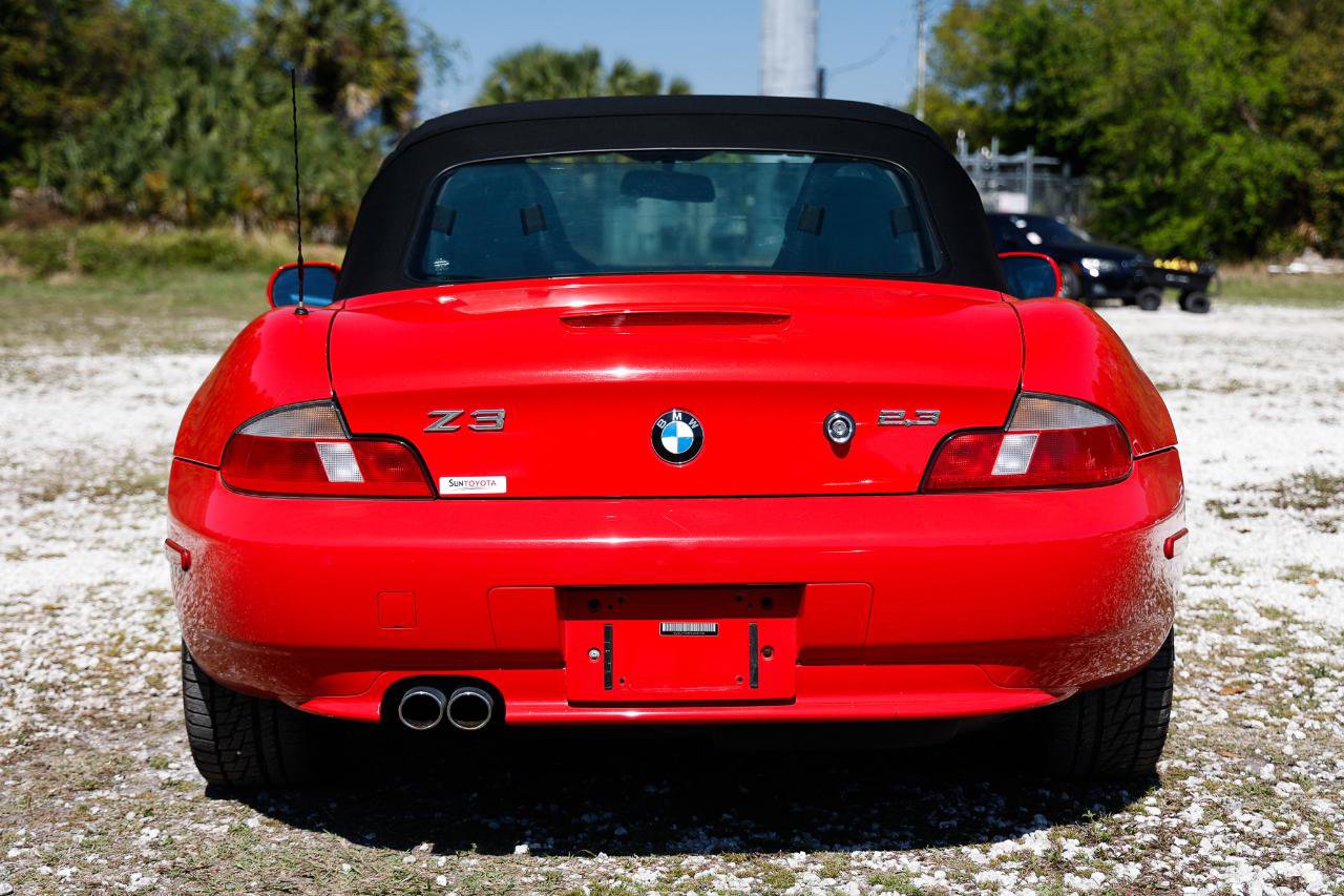 Used 2000 BMW Z3 2.5i image 7