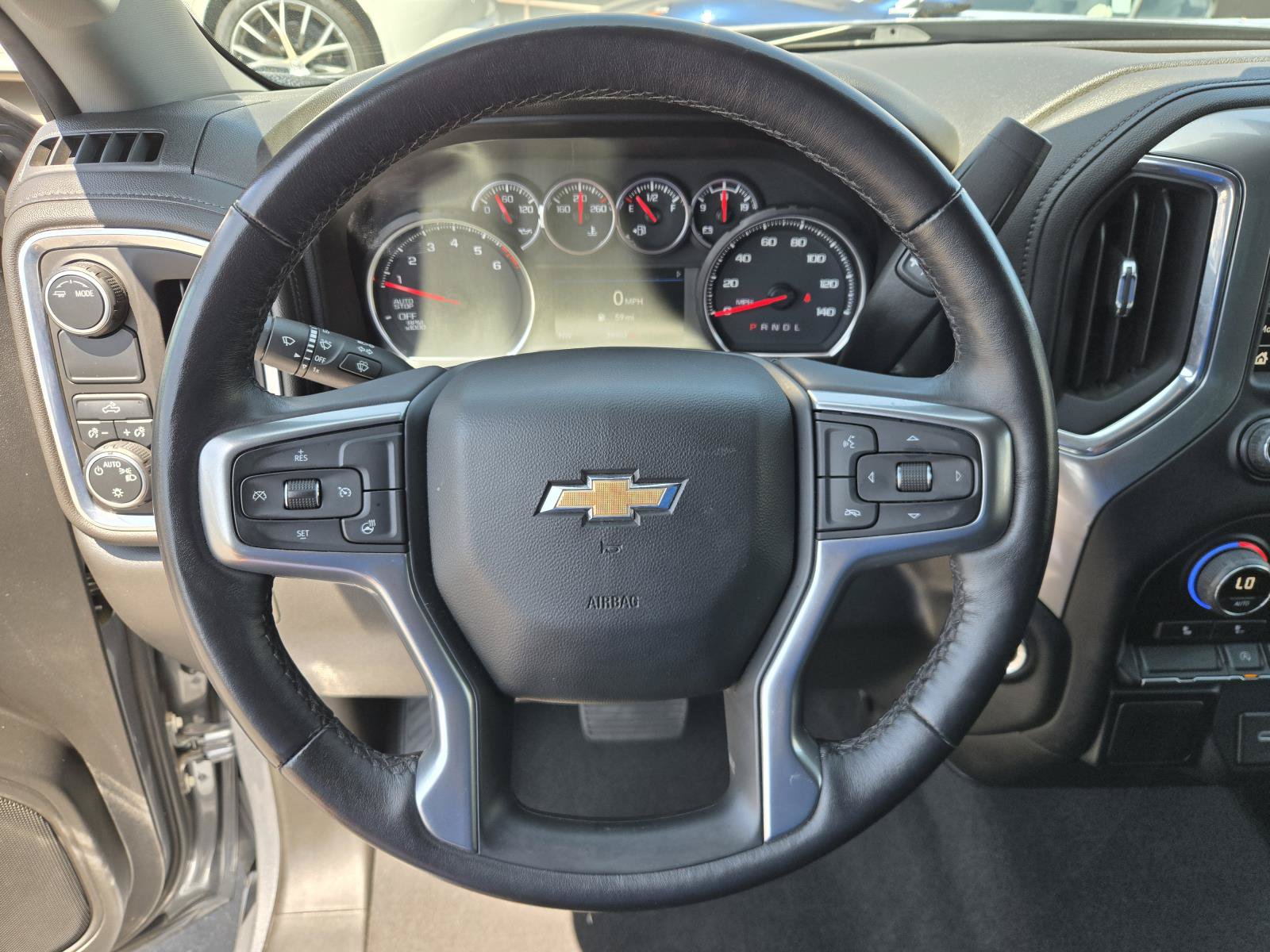 Used 2022 Chevrolet Silverado 1500 LT RWD image 14