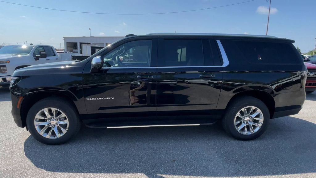 New 2026 Chevrolet Suburban Premier w/ Sun And Tow Package AWD/4WD image 7