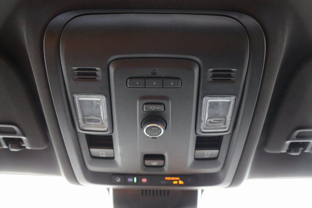 Used 2024 Chevrolet Tahoe RST image 15