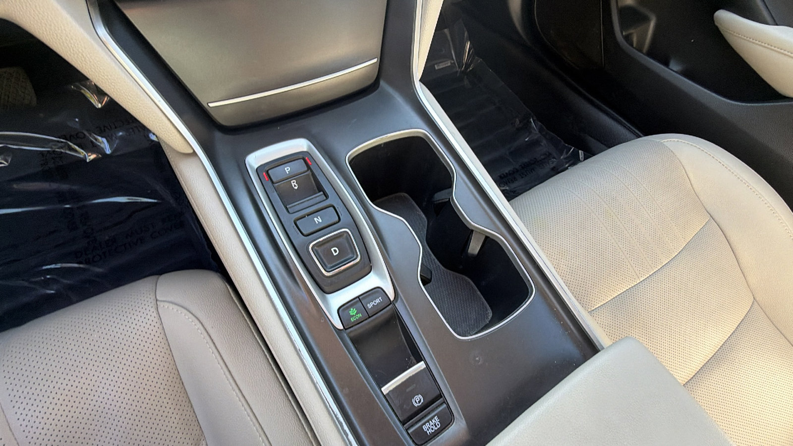 Used 2019 Honda Accord Touring image 31