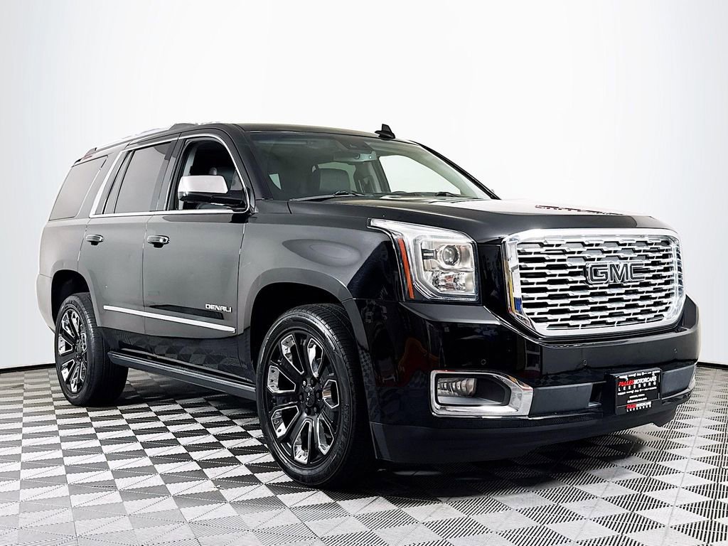 Used 2019 GMC Yukon Denali w/ Denali Ultimate Black Edition AWD/4WD image 1