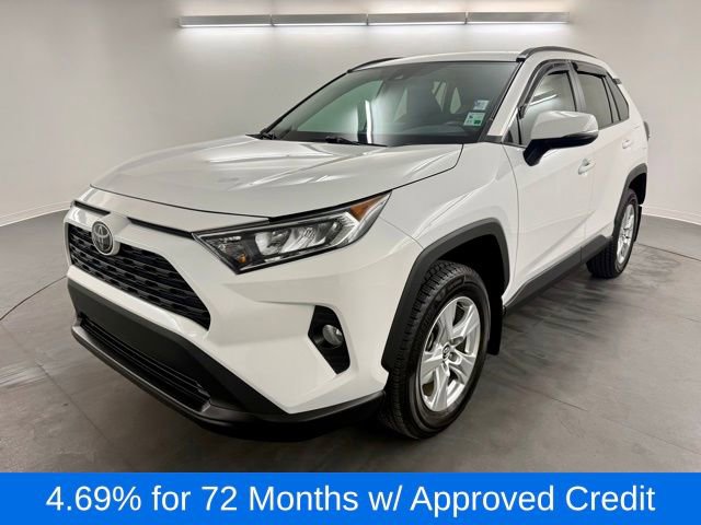 Used 2020 Toyota RAV4 XLE image 3
