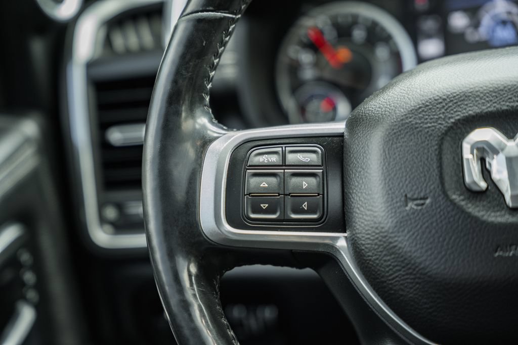 Used 2019 RAM 2500 Laramie AWD/4WD image 32