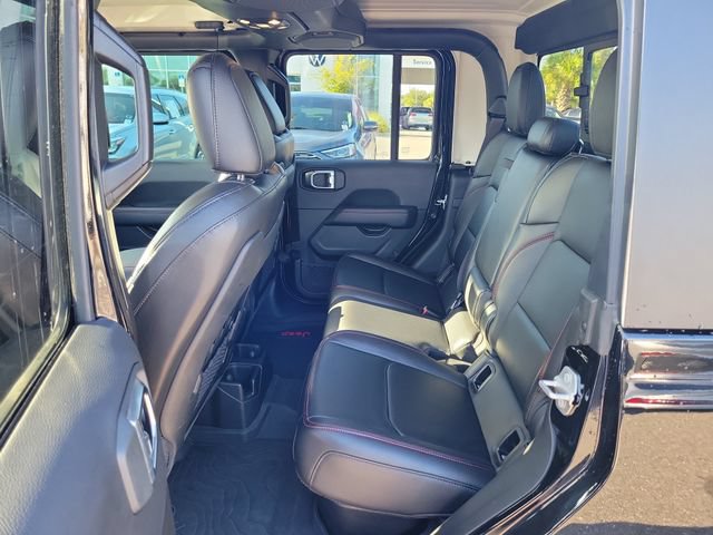 Used 2023 Jeep Gladiator Rubicon w/ LED Lighting Group AWD/4WD image 8