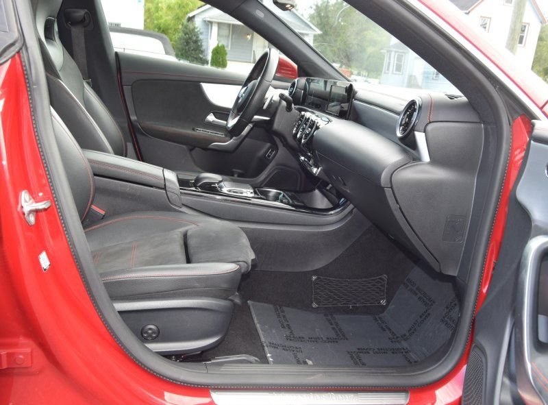 Used 2020 Mercedes-Benz CLA 250 image 19