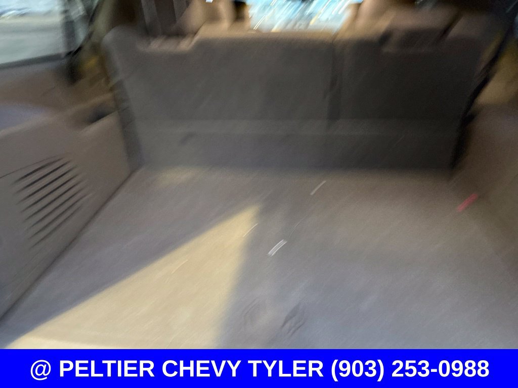 Used 2019 Chevrolet Suburban Premier AWD/4WD image 27