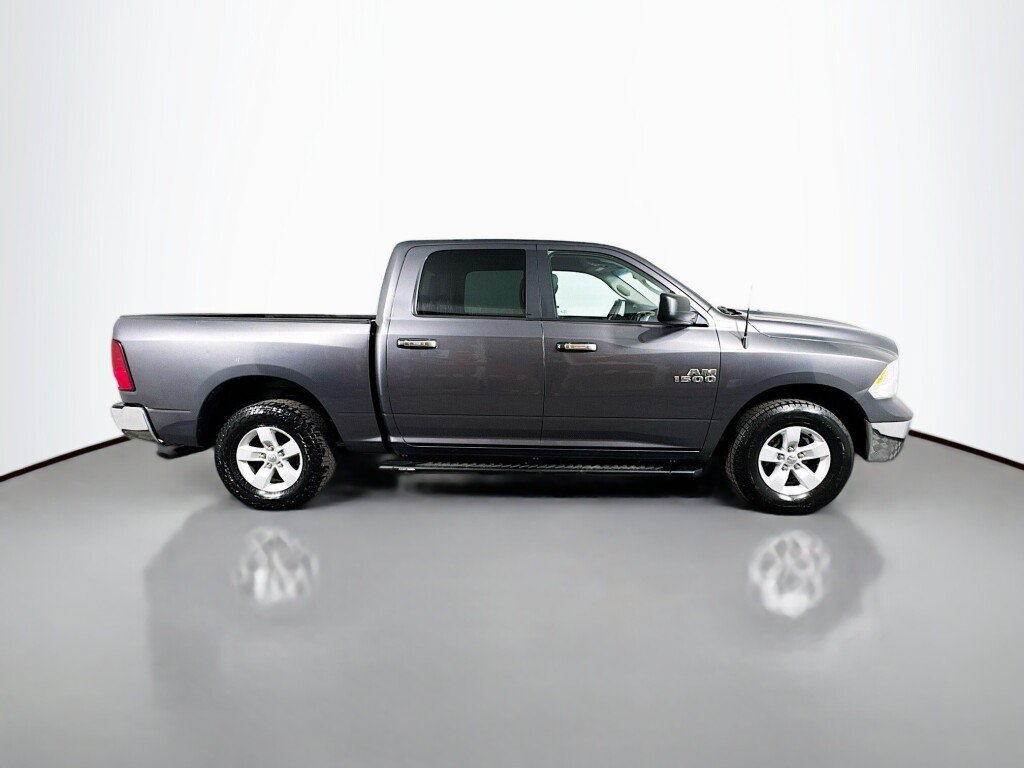 Used 2018 RAM 1500 Classic SLT AWD/4WD image 6