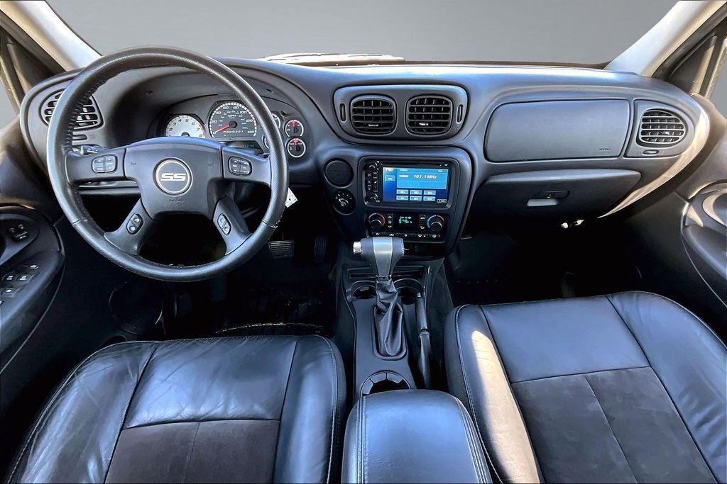 Used 2008 Chevrolet TrailBlazer SS w/ Sun And 6-Disc Cd Package image 15