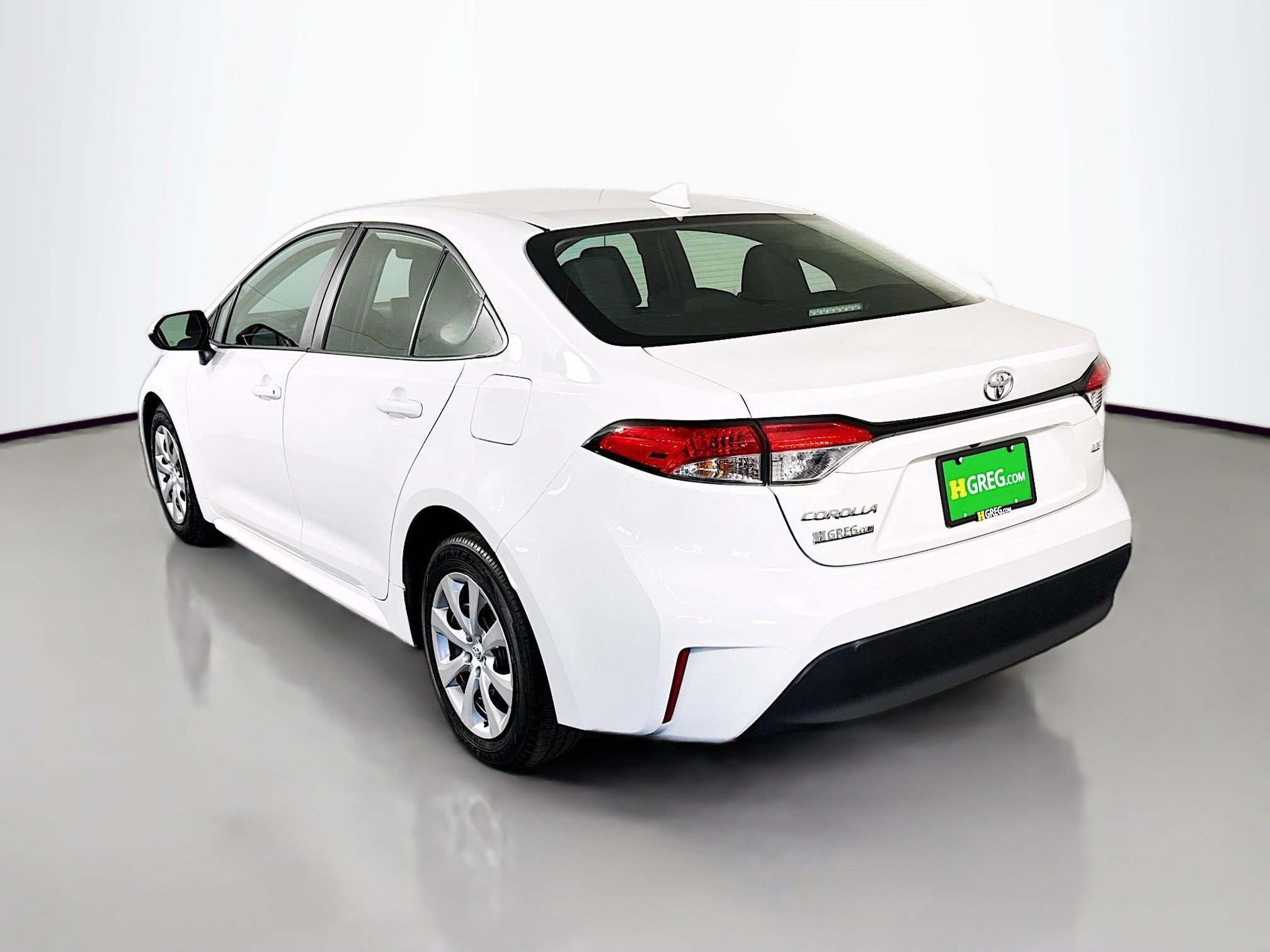 Used 2024 Toyota Corolla LE FWD image 7