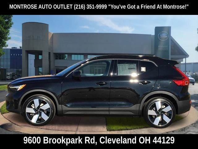 New 2024 Volvo XC40 Recharge Plus w/ Protection Package Premier RWD image 3
