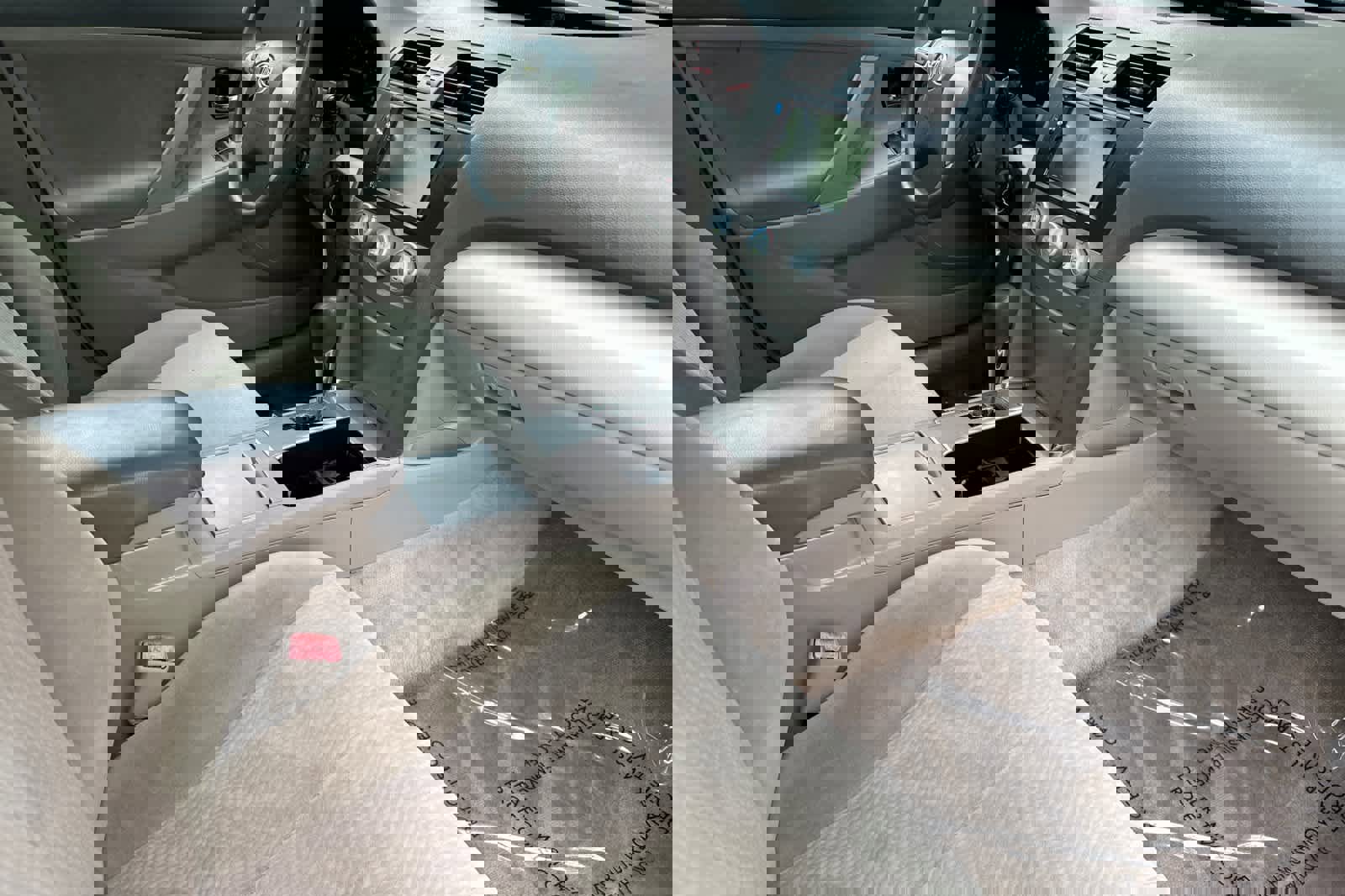 Used 2011 Toyota Camry LE image 16