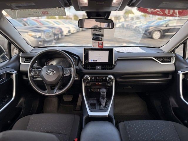 Used 2024 Toyota RAV4 XLE image 17