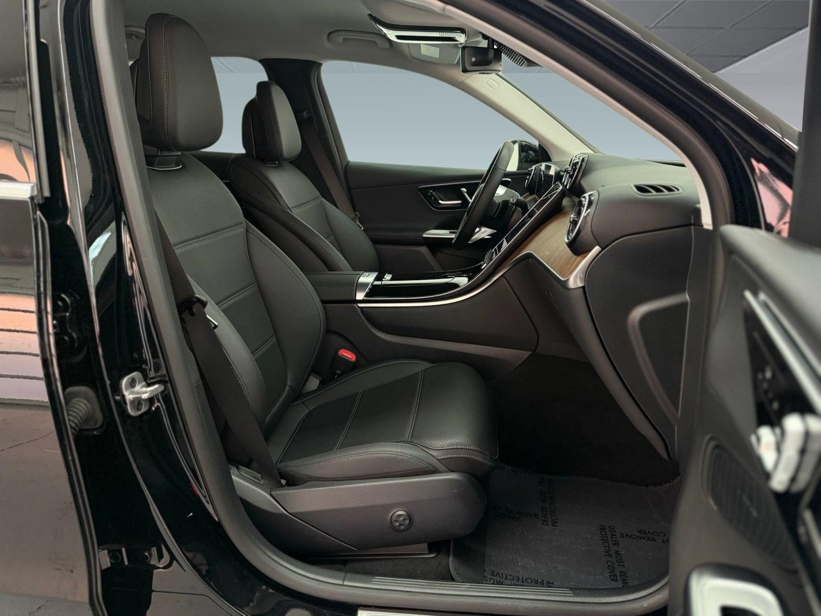 Certified 2025 Mercedes-Benz GLC 350e 4MATIC image 22