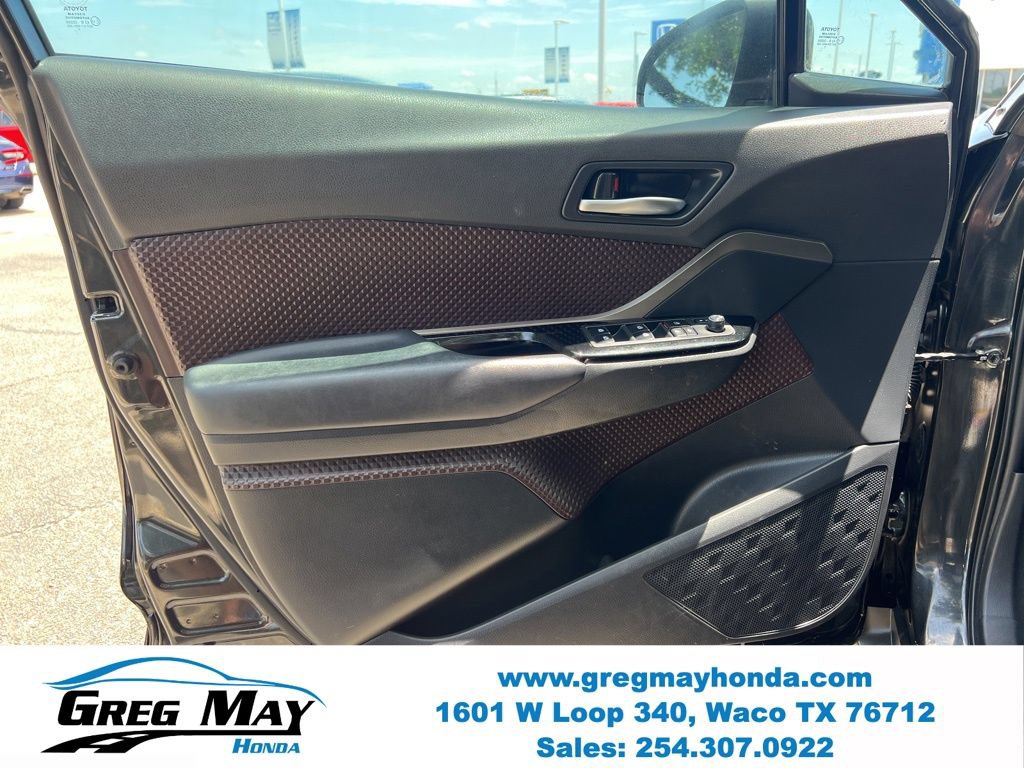 Used 2019 Toyota C-HR Limited FWD image 20