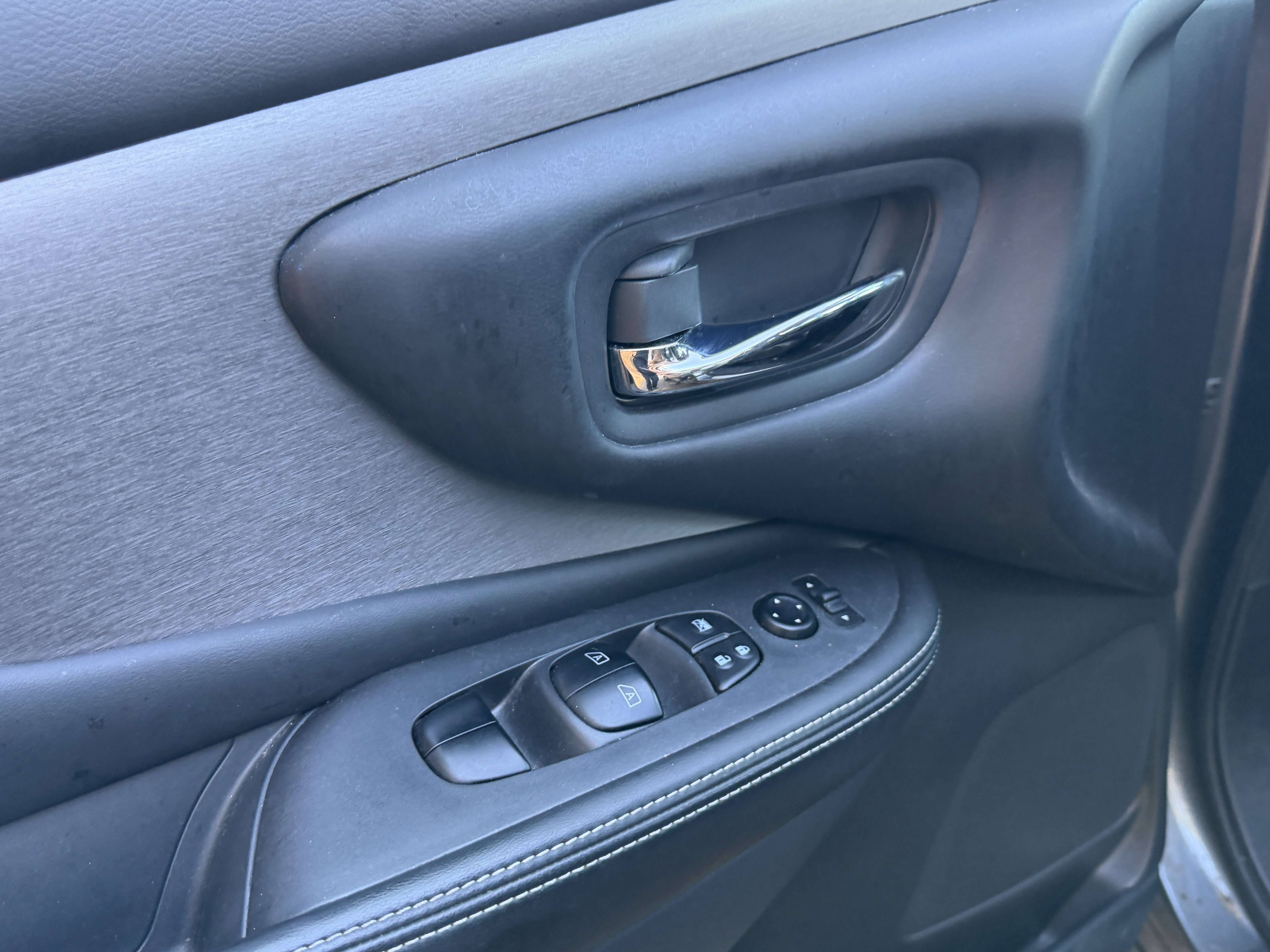 Used 2020 Nissan Murano S w/ Technology Package image 6